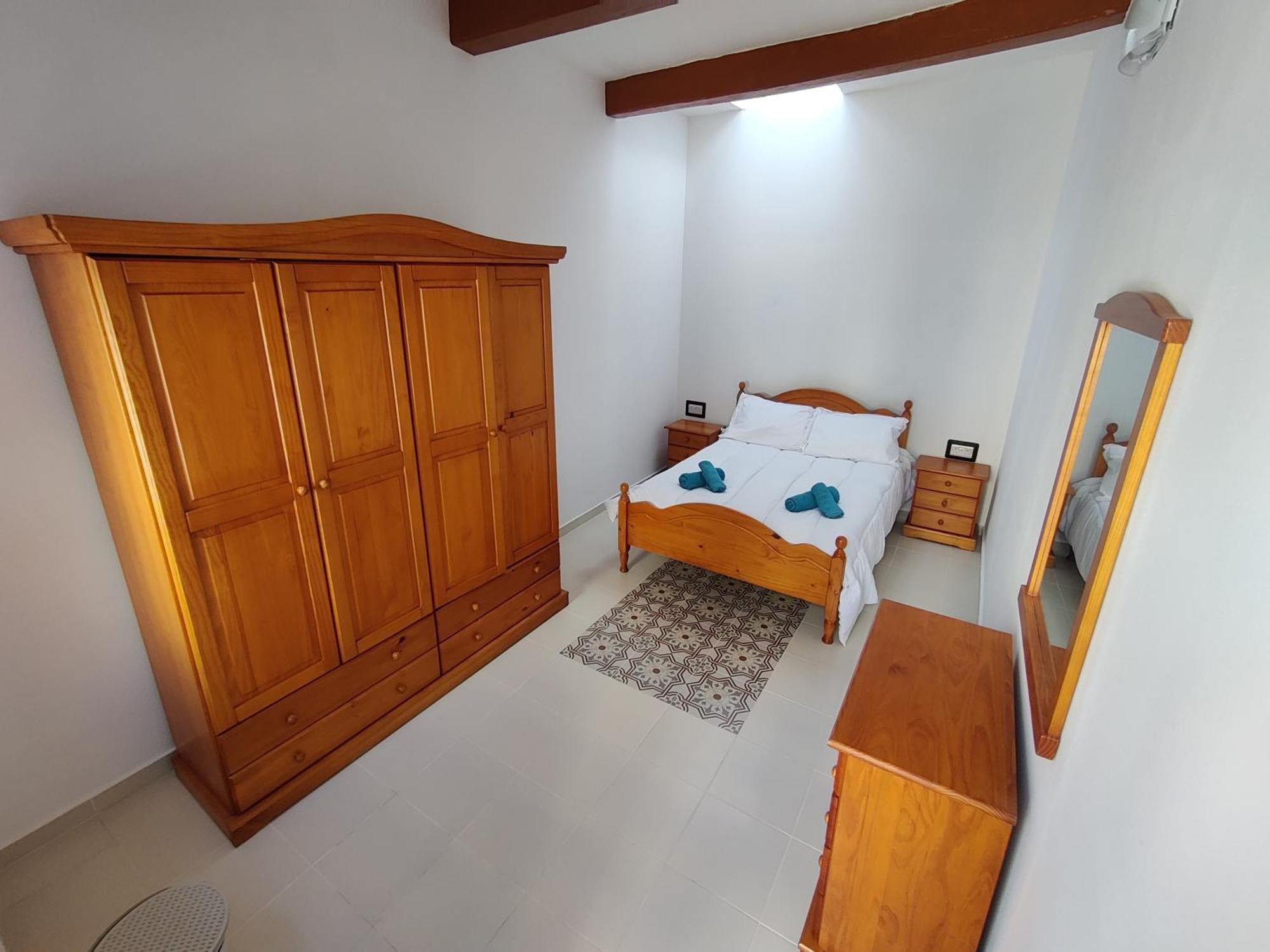 Peaceful Traditional Maltese Townhouse Лука Экстерьер фото