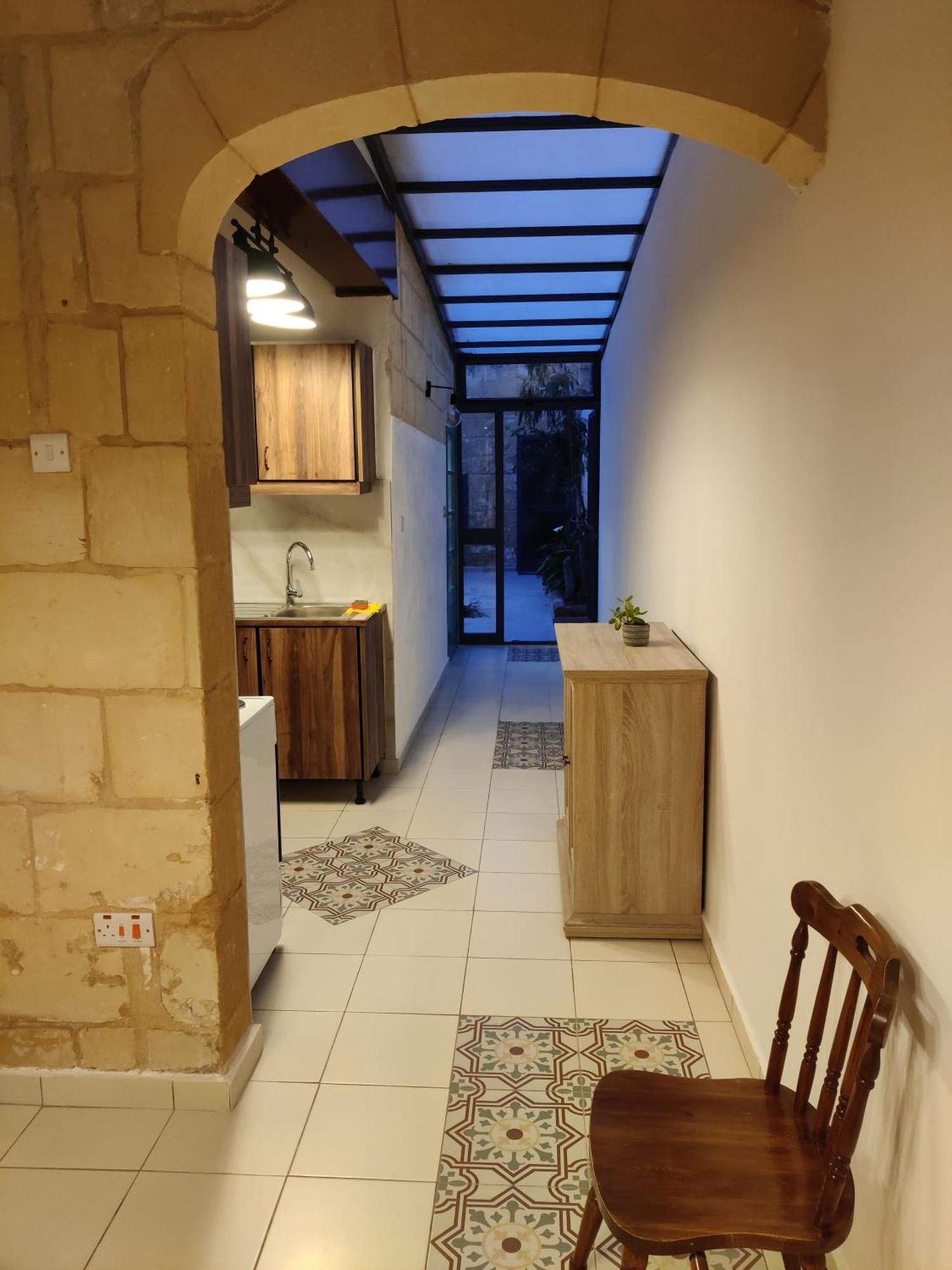 Peaceful Traditional Maltese Townhouse Лука Экстерьер фото